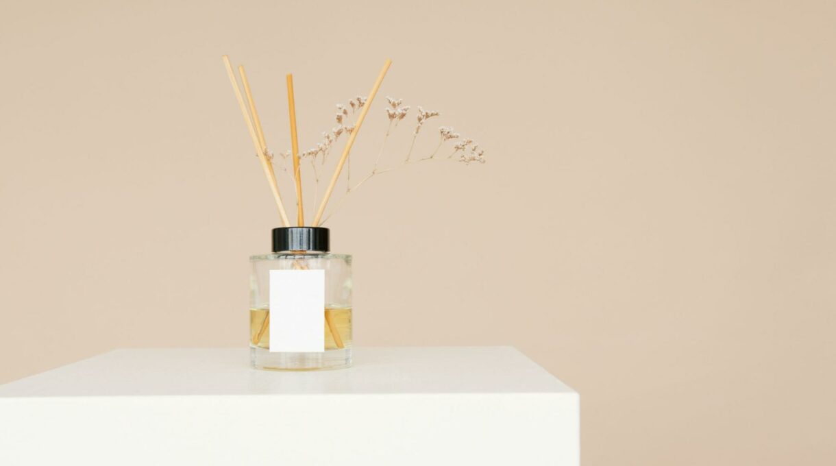 Simple Guide to Buying the Best Reed Diffuser Sticks